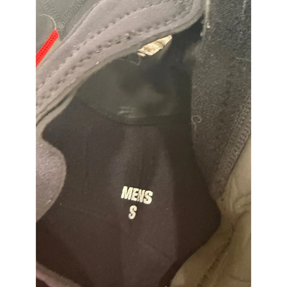 Men's small surf suit